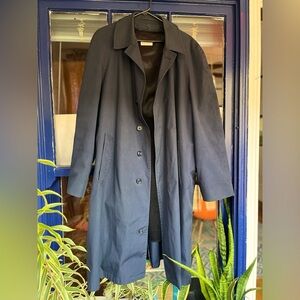 Vintage Brooks Brothers navy overcoat — 42L